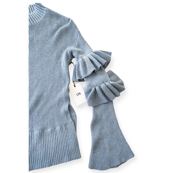 New with Tag, Revolve‎ LPA Top 510 with Ruffle Sleeves, Size XS, Cloud Blue - Picture 9 of 13